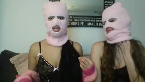 two girls one cam online show from March 9, 3:57 am