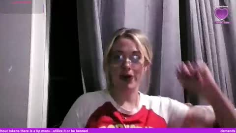 txfuncouple35 online show from June 22, 10:16 am