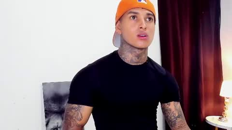 tyler_bell_ online show from August 4, 3:03 am