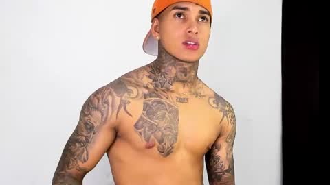tyler_bell_ online show from August 9, 6:25 am