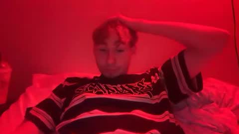 tyler_fox0 online show from August 8, 6:13 am