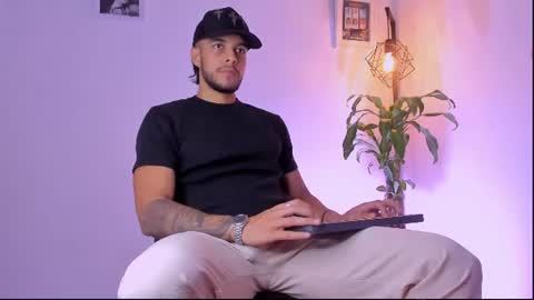 Tyler online show from July 28, 11:55 pm