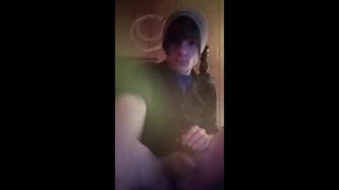 tylerlee199169 online show from April 1, 9:51 am
