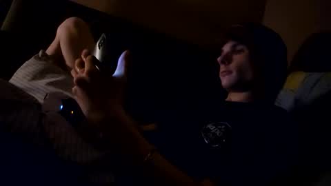 tylerlee199169 online show from May 19, 8:04 am
