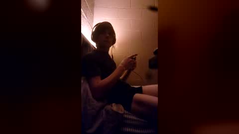 tylerlee199169 online show from August 8, 9:31 am