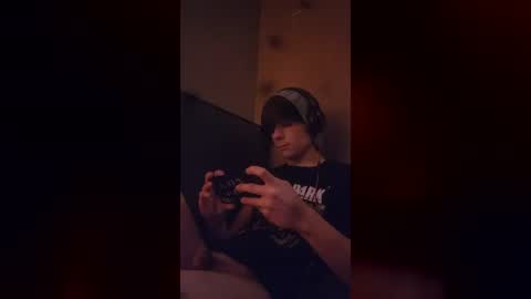 tylerlee199169 online show from September 10, 8:08 pm