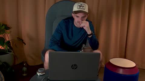 TylerLogan813 online show from February 23, 12:31 am