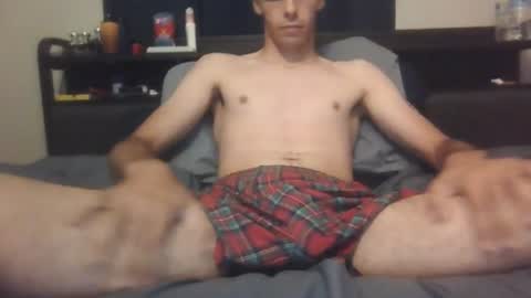 tylerrrr0429 online show from July 12, 3:57 am