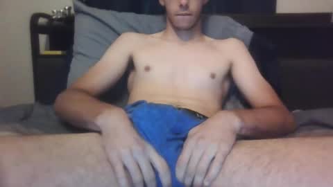 tylerrrr0429 online show from July 19, 7:38 pm