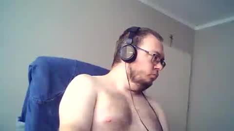 tyradi1991 online show from July 2, 4:24 am