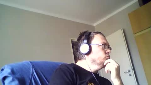 tyradi1991 online show from August 11, 10:50 am