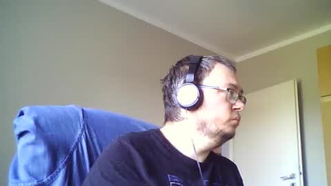 tyradi1991 online show from August 14, 4:10 pm