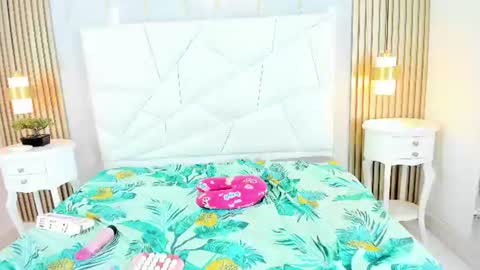 Parker online show from August 3, 6:48 pm