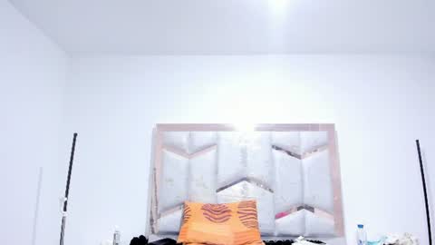 tyron_rulers online show from August 3, 1:01 am