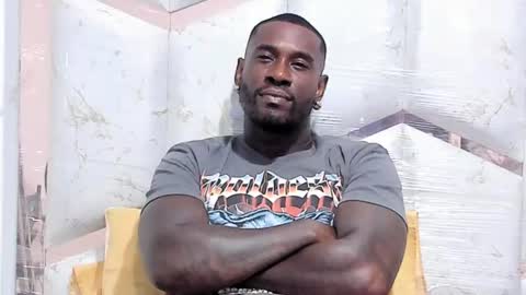 tyron_rulers online show from August 6, 2:10 am