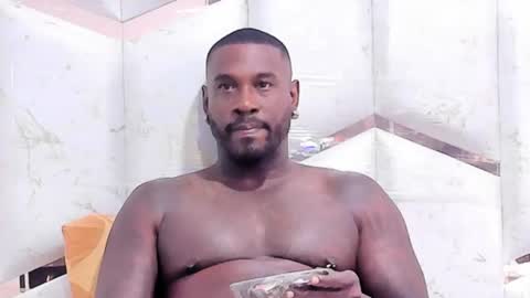 tyron_rulers online show from August 14, 12:31 pm