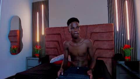 tyson_reed online show from August 15, 7:29 pm