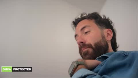 beard123 online show from April 10, 1:07 pm