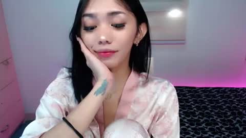 urbbgirl alliah online show from July 5, 11:41 pm
