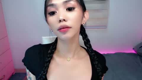 urbbgirl alliah online show from July 12, 4:19 am