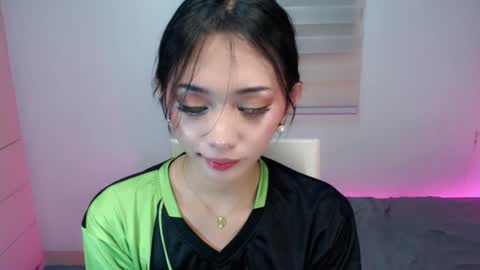 urbbgirl alliah online show from July 26, 6:07 am