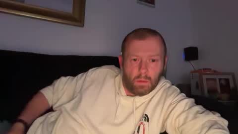 ukmatty3 online show from June 7, 1:21 am