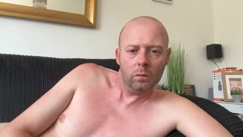 ukmatty3 online show from June 25, 4:10 pm