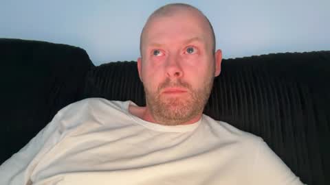 ukmatty3 online show from August 9, 10:55 pm