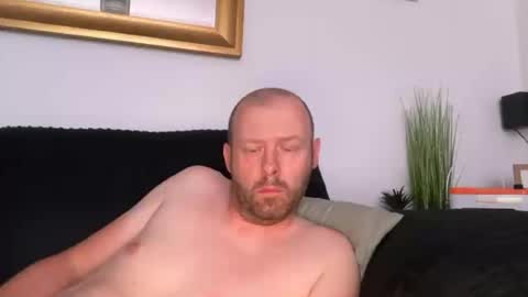 ukmatty3 online show from August 11, 10:01 pm