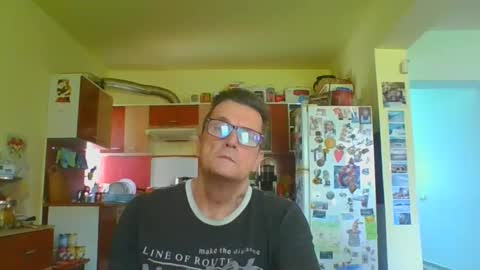 ulmeni4 online show from June 10, 10:22 am