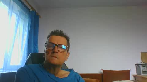 ulmeni4 online show from June 11, 10:21 am