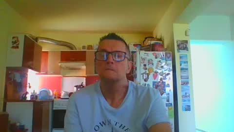 ulmeni4 online show from June 22, 8:37 am