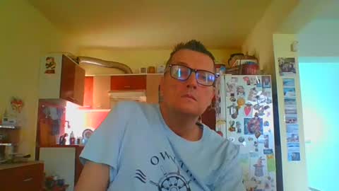 ulmeni4 online show from June 23, 7:42 am