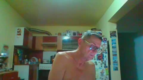 ulmeni4 online show from June 26, 12:14 am