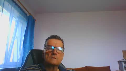 ulmeni4 online show from July 9, 11:04 am