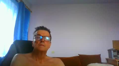 ulmeni4 online show from August 7, 3:34 pm