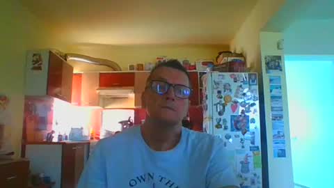 ulmeni7 online show from June 22, 7:09 am