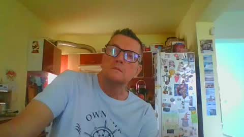 ulmeni7 online show from June 23, 8:04 am