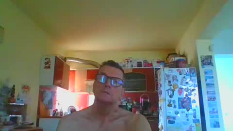 ulmeni7 online show from June 24, 6:59 am