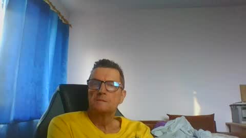 ulmeni7 online show from July 12, 5:19 pm