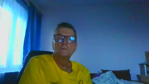 ulmeni7 online show from July 12, 6:25 pm