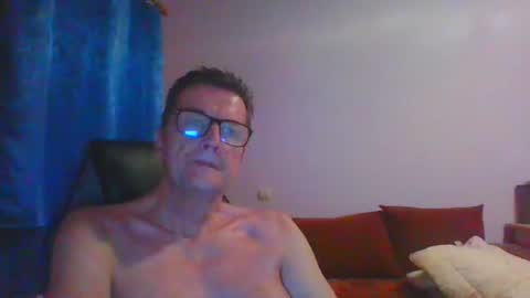 ulmeni7 online show from August 2, 9:33 pm