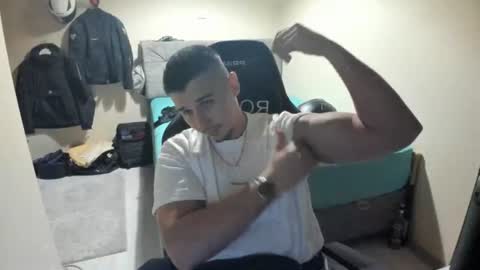 hi im mike tyson -  online show from July 25, 7:40 pm