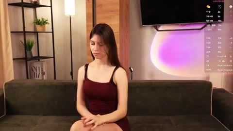 Liliane online show from August 13, 8:06 am