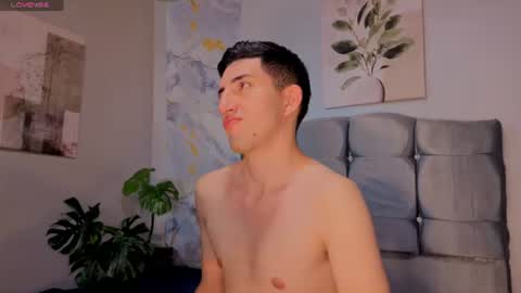 un_sluttyy online show from September 2, 12:40 pm