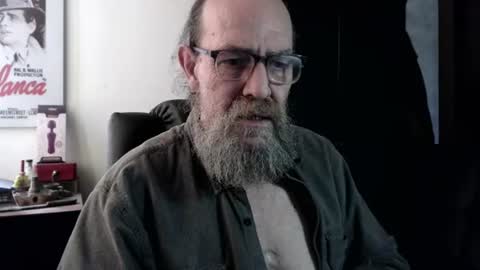 Uncle Hottie online show from August 10, 8:10 pm