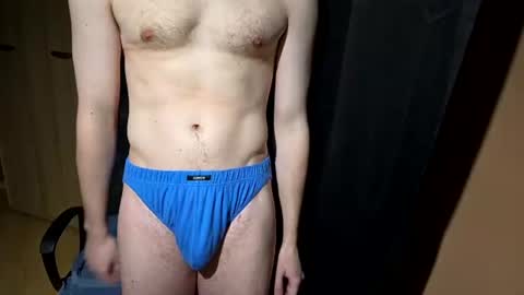 uncutmusclebro online show from August 14, 10:35 pm