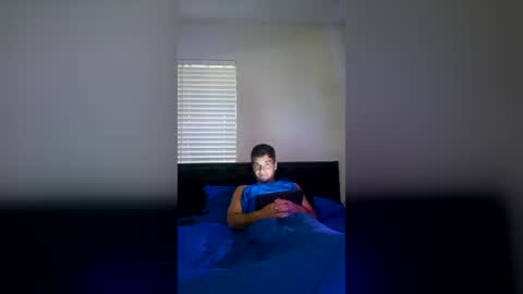 uncutwhiteboy90 online show from July 25, 11:03 am