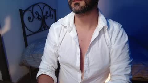 Giov online show from June 1, 8:23 pm