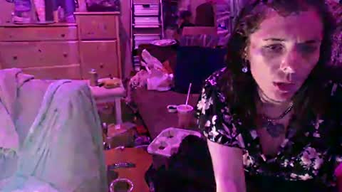 unemployedstripper online show from August 1, 7:25 am